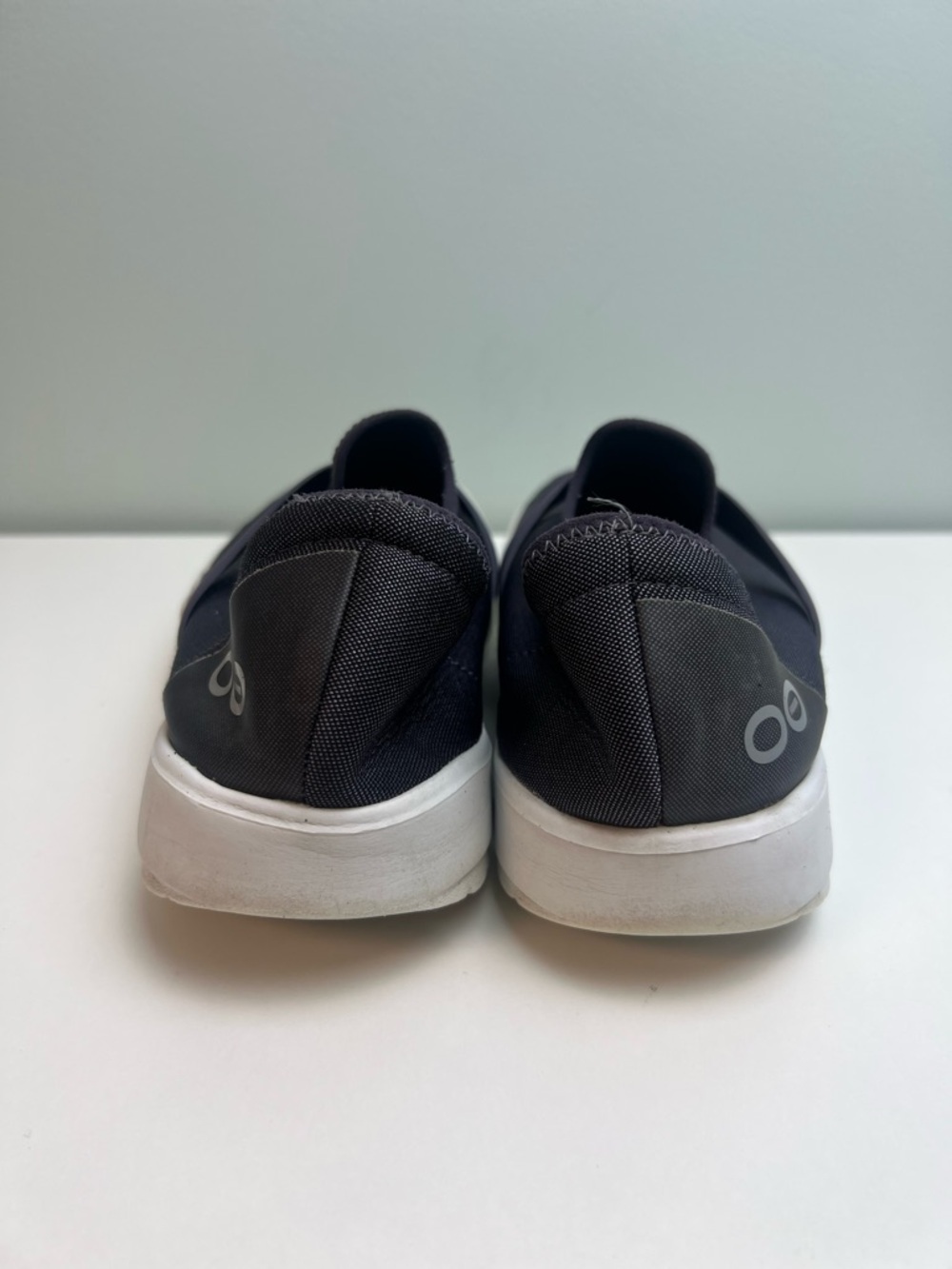OOFOS OOmg Slip On Casual Sneakers Gray Womens Size 10 W Rubber Stretch Comfort - Picture 4 of 8